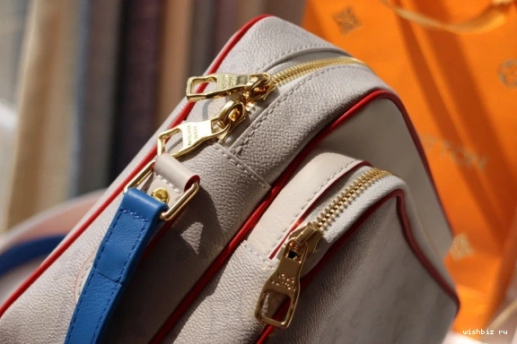 WIS LOUIS MESSENGER VUITTON LVXNBA NIL 0322